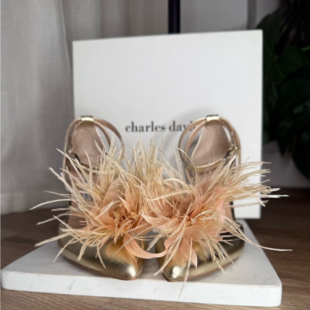 Charles David Violate Feather-Embellished d'Orsay Heels - Size 6.5 - Picture 3 of 9